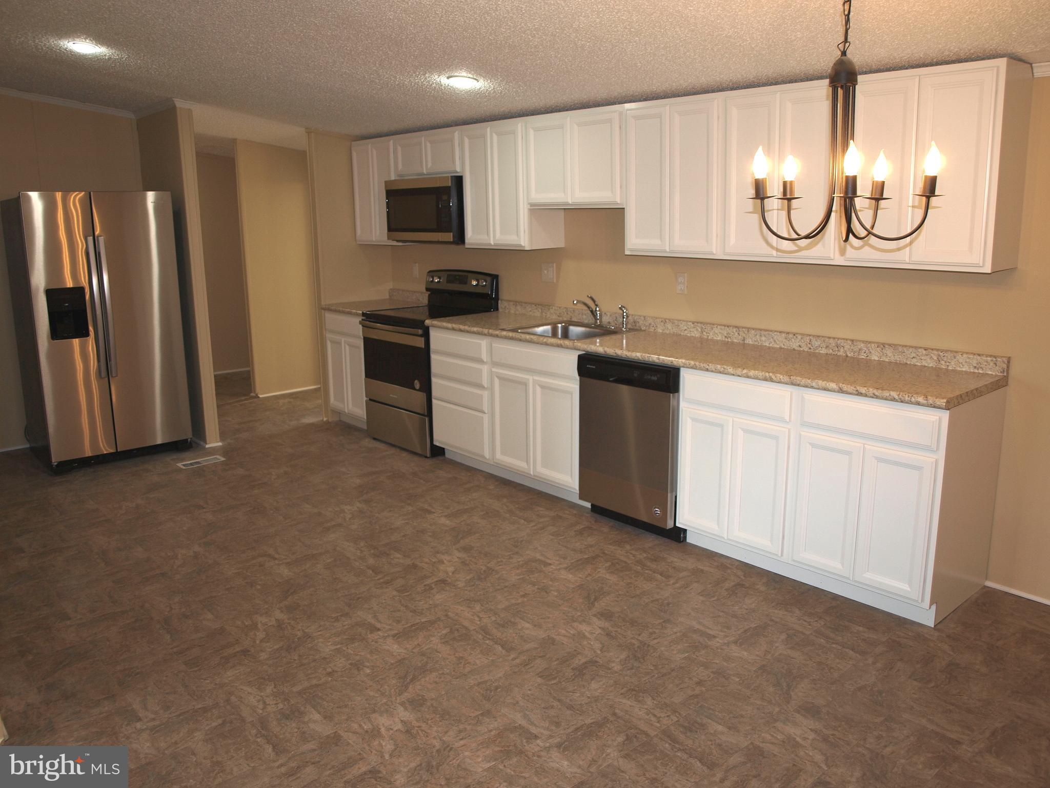 49 Pendyrus Street Delta, PA 17314 - Photo 26 of 52 NEW STAINLESS APPLIANCES !!