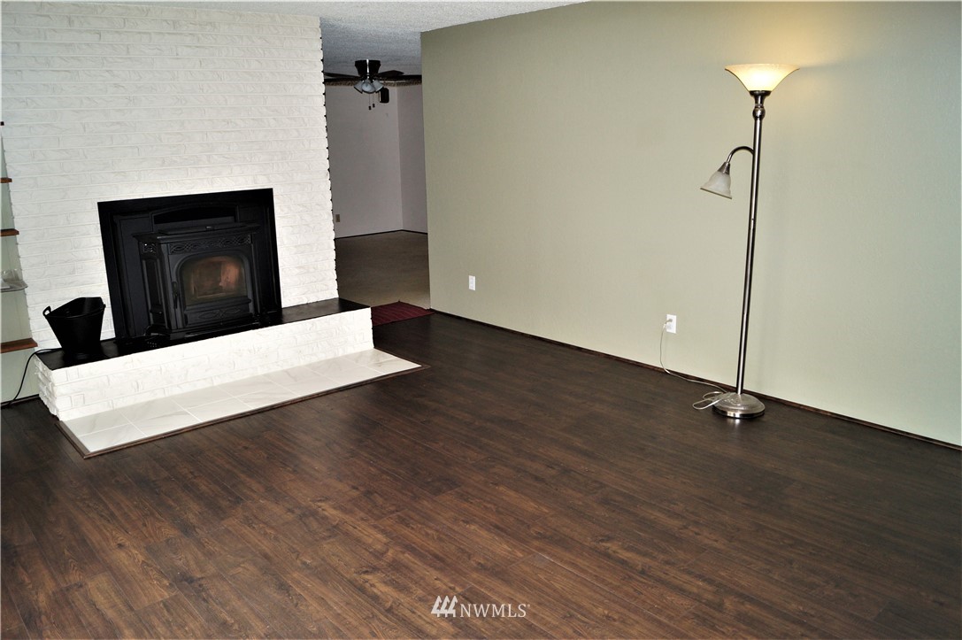 308 Pioneer Road Aberdeen, WA 98520 - Photo 11 of 36 Gallery Image 11