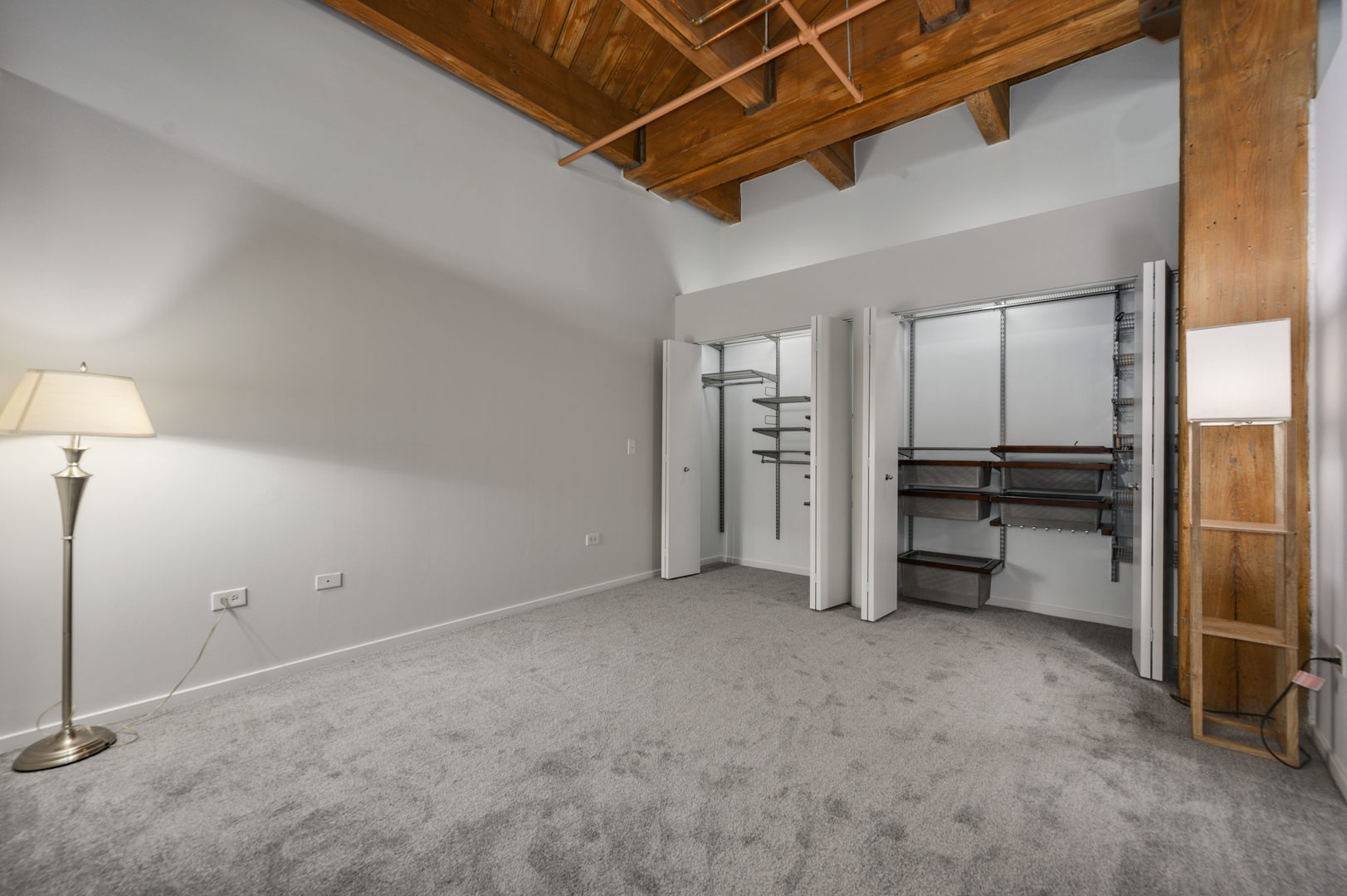 1040 West Adams Street, Unit 269 Chicago, IL 60607 - Photo 13 of 23 a view of a room with an empty space