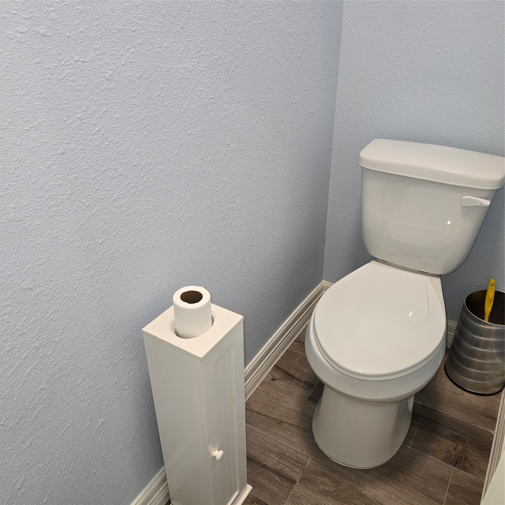 18302 Rittenhouse Park Court Spring, TX 77379 - Photo 25 of 42 MASTER BATH WATER CLOSET
