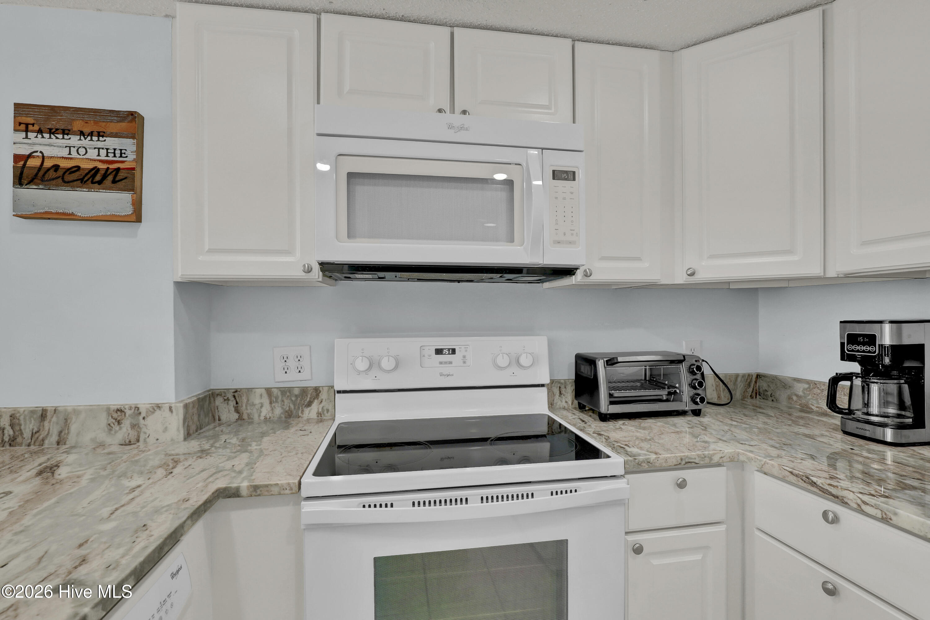 2000 New River Inlet Road, Unit 3302 North Topsail Beach, NC 28460 - Photo 4 of 48 Gallery Image 4