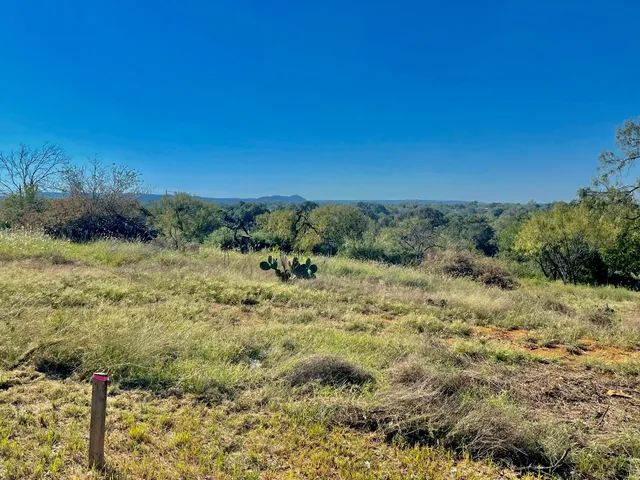 $54,900 | 408 East Tarrant Street, Llano, TX 78643