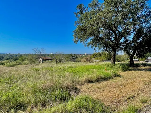$54,900 | 408 East Tarrant Street, Llano, TX 78643