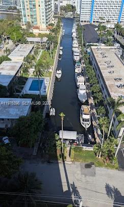 901 North Birch Road, Unit 9B Fort Lauderdale, FL 33304 - Photo 12 of 12 a view of a lake in middle of the house