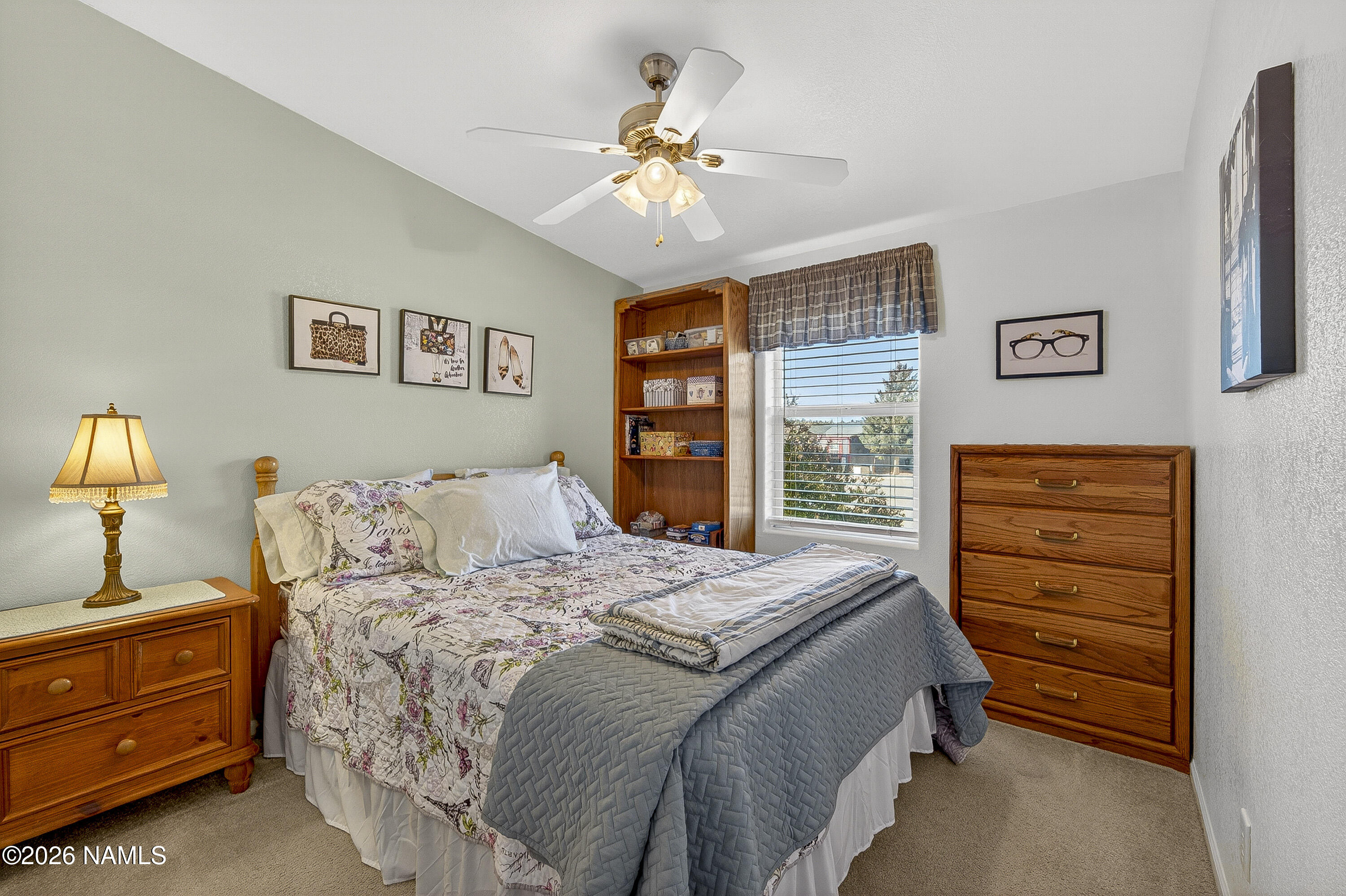 1862 West Mattingly Loop Flagstaff, AZ 86001 - Photo 17 of 21 spare bedroom