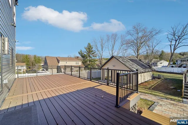 $1,799,000 | 24 Holmes Lane, Wayne, NJ 07470