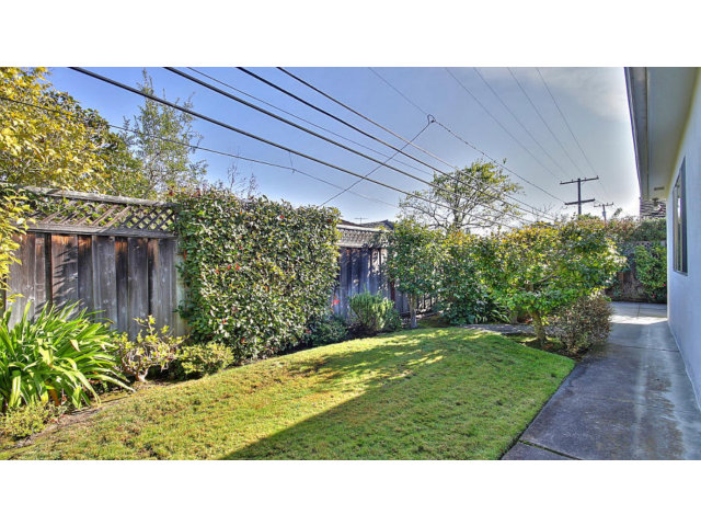 575 Alhambra Road San Mateo, CA 94402 - Photo 9 of 10