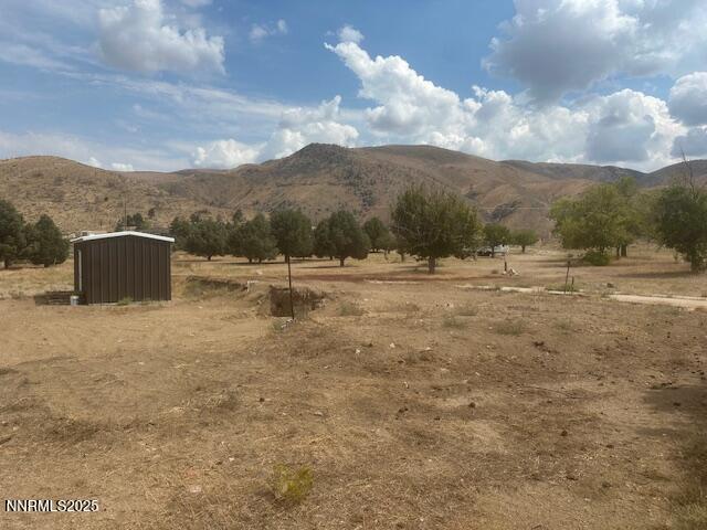 38 Burcham Flat Road Coleville, CA 96107 - Photo 18 of 39 a view of outdoor space with green field and mountains