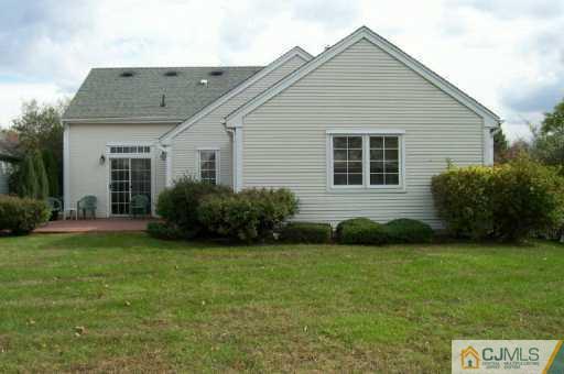 98 Winthrop Road Monroe Township, NJ 08831 - Photo 6 of 8 Gallery Image 6