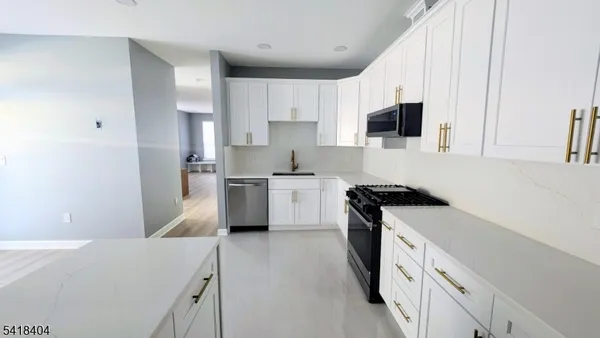 $4,100 | 3 Caroline Foster Court, Morristown, NJ 07960