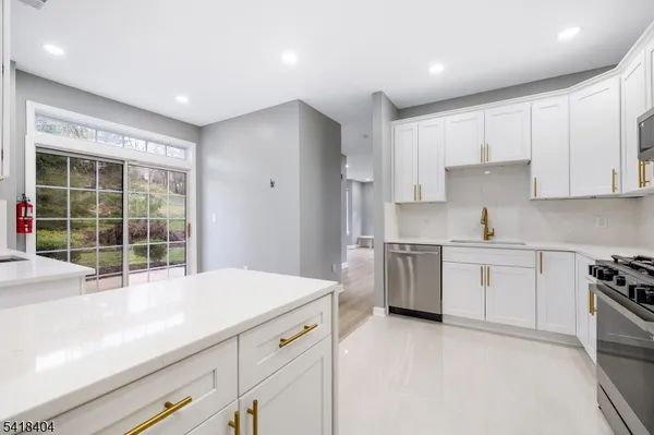 $4,100 | 3 Caroline Foster Court, Morristown, NJ 07960