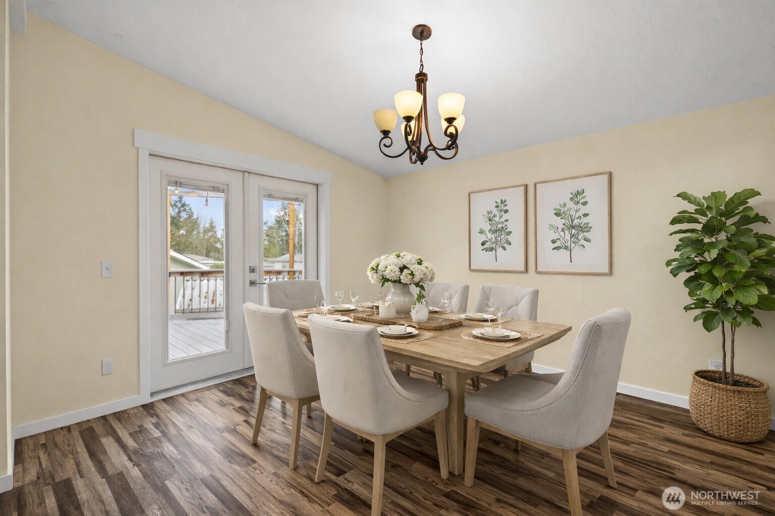 12601 Northeast 197th Street Bothell, WA 98011 - Photo 13 of 38