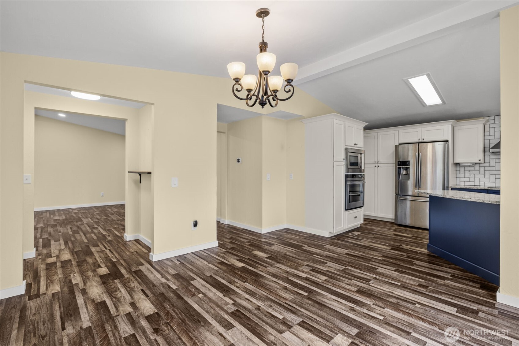 12601 Northeast 197th Street Bothell, WA 98011 - Photo 15 of 38