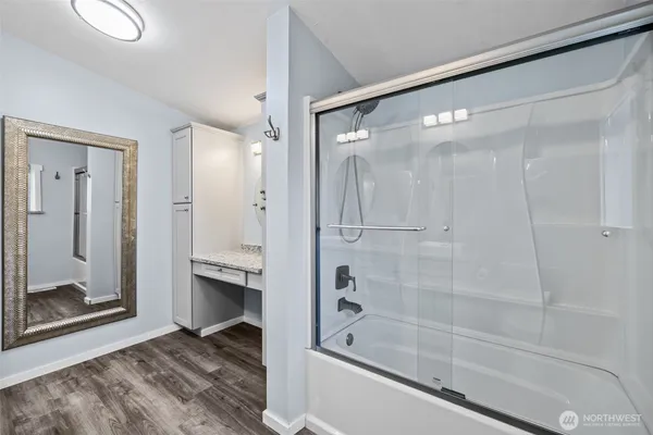 $3,900 | 12601 Northeast 197th Street, Bothell, WA 98011
