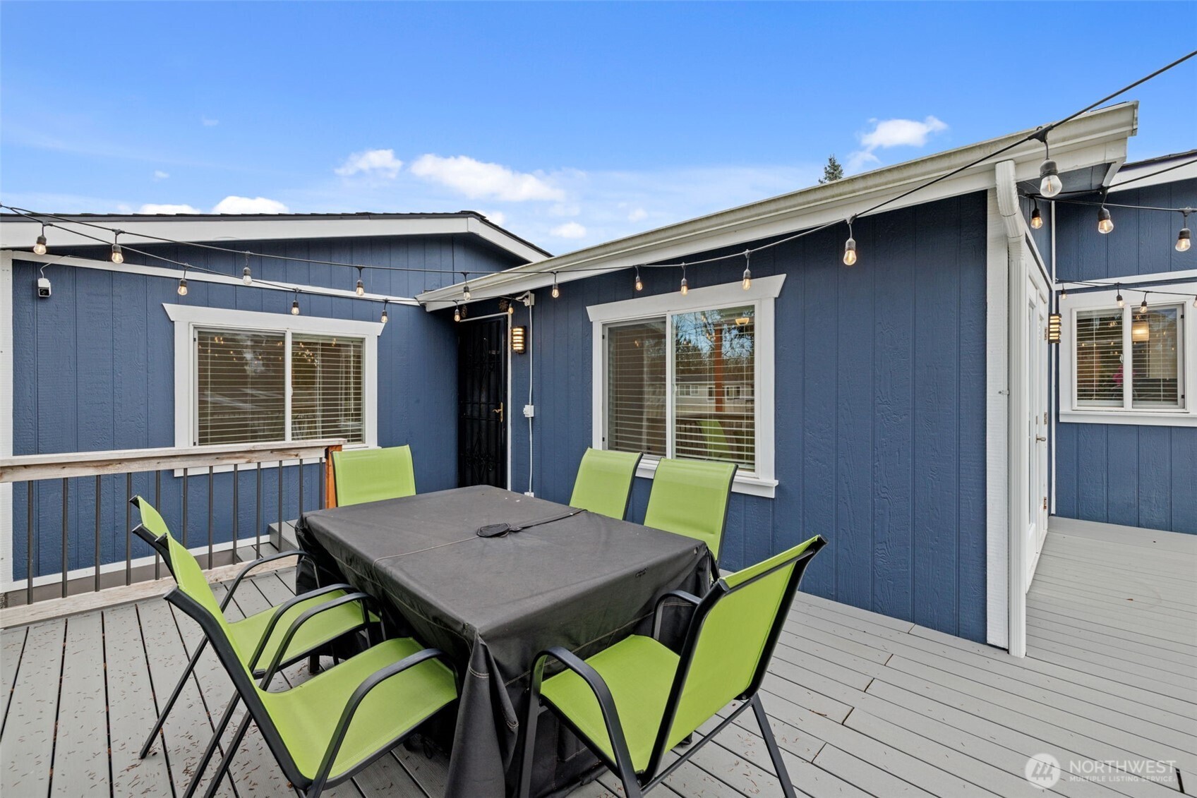 12601 Northeast 197th Street Bothell, WA 98011 - Photo 32 of 38