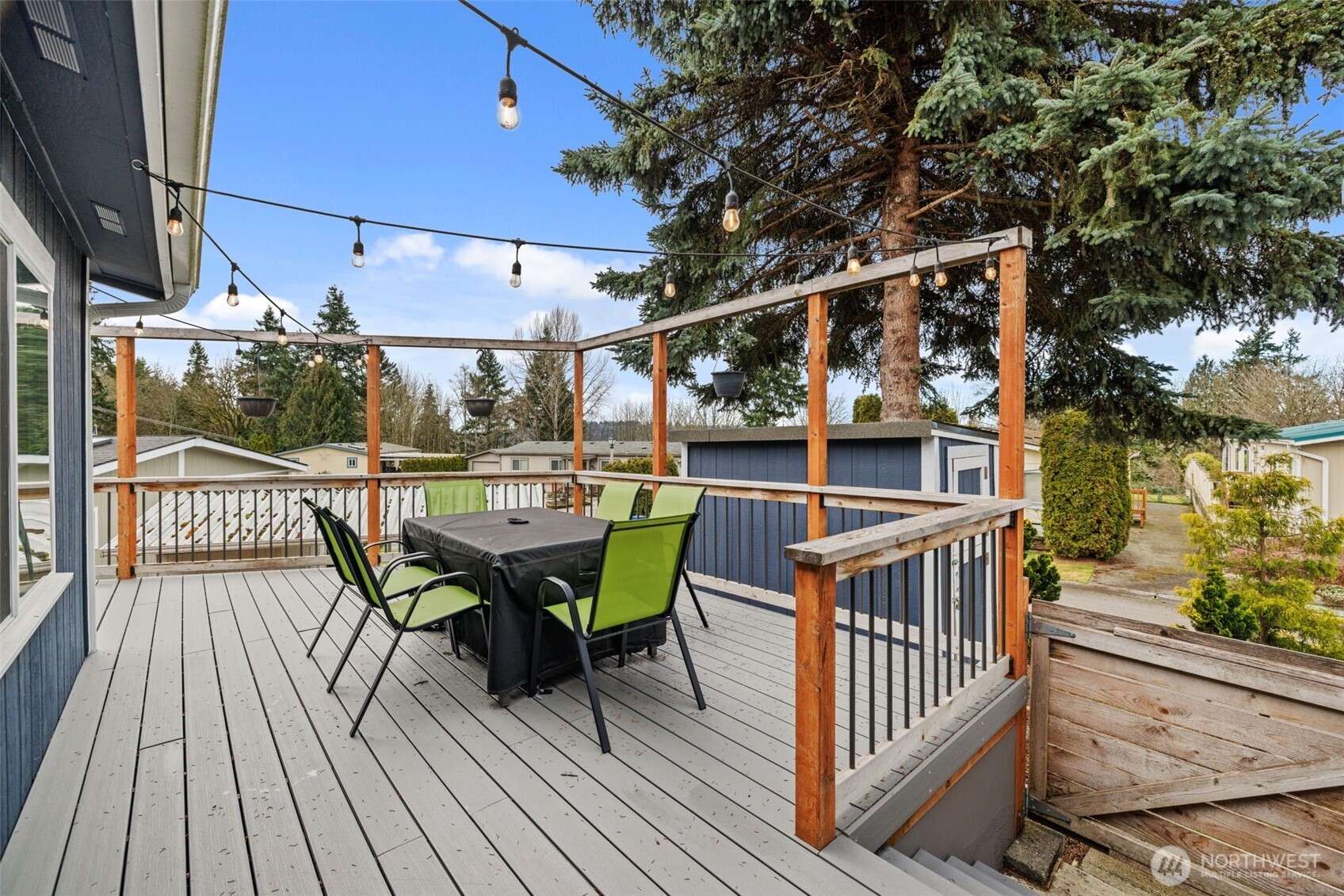 12601 Northeast 197th Street Bothell, WA 98011 - Photo 34 of 38