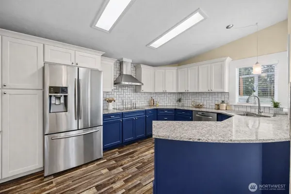 $3,900 | 12601 Northeast 197th Street, Bothell, WA 98011