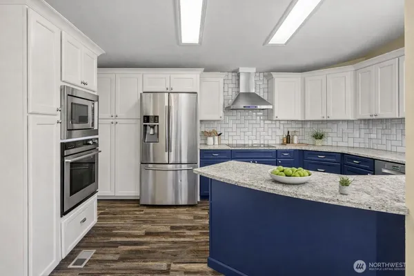 $3,900 | 12601 Northeast 197th Street, Bothell, WA 98011