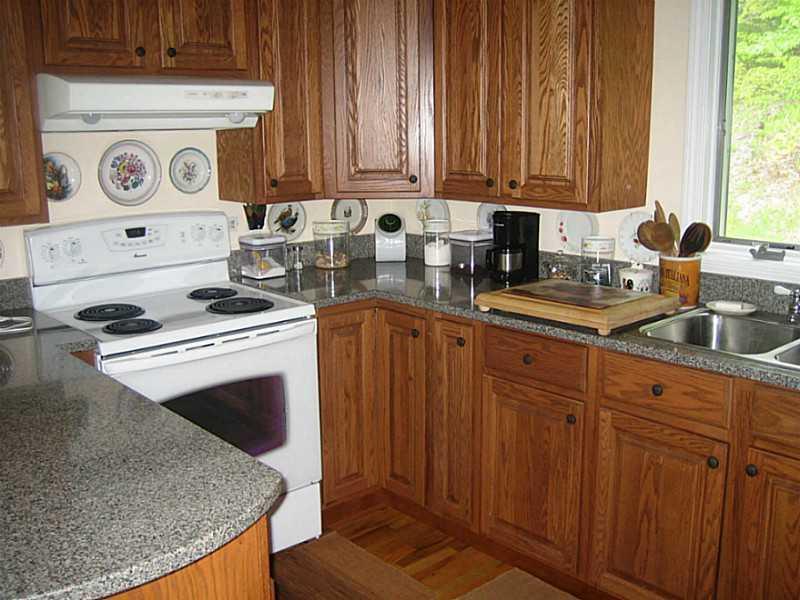 334 Silver Lake Road Bucksport, ME 04416 - Photo 16 of 31 Kitchen.