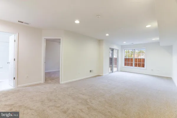 $3,700 | 42639 Chisholm Drive, Broadlands, VA 20148