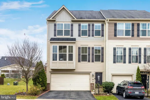 $3,700 | 42639 Chisholm Drive, Broadlands, VA 20148