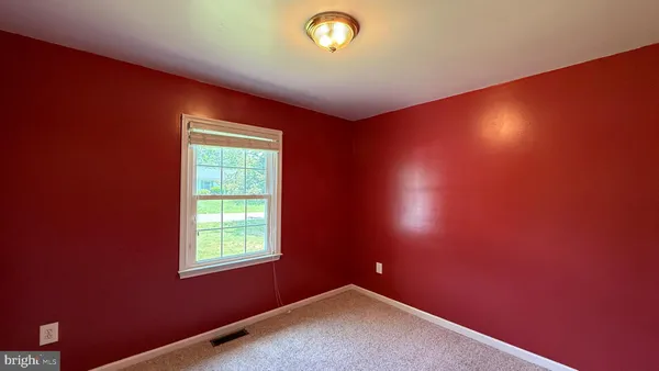 $2,200 | 5902 Griffith Way, Fredericksburg, VA 22407