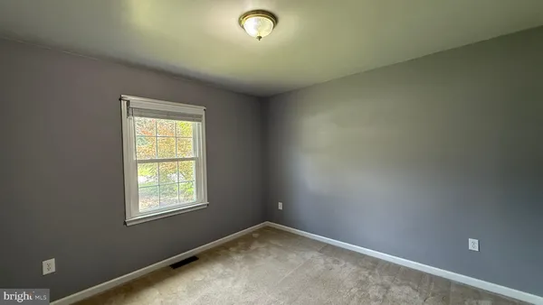 $2,200 | 5902 Griffith Way, Fredericksburg, VA 22407