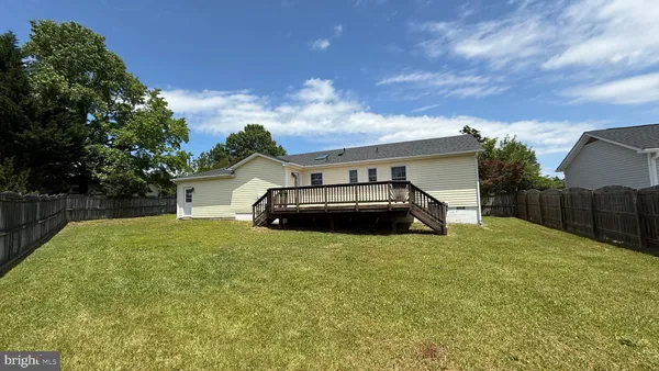 $2,200 | 5902 Griffith Way, Fredericksburg, VA 22407