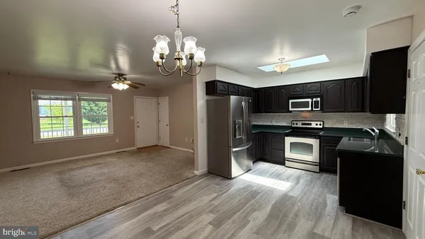 $2,200 | 5902 Griffith Way, Fredericksburg, VA 22407