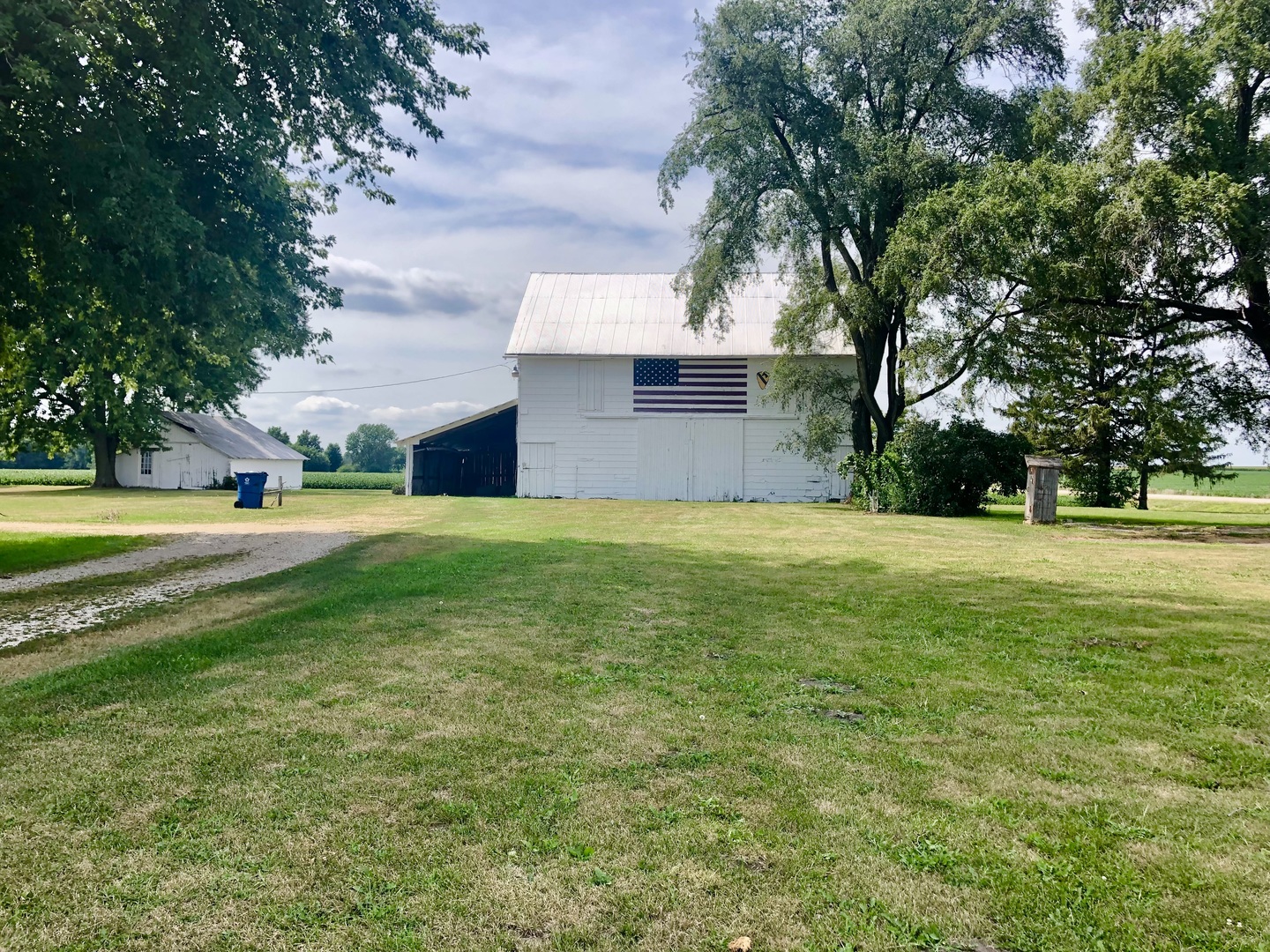 1197 Pin Oak Road Amboy, IL 61310 - Photo 3 of 23