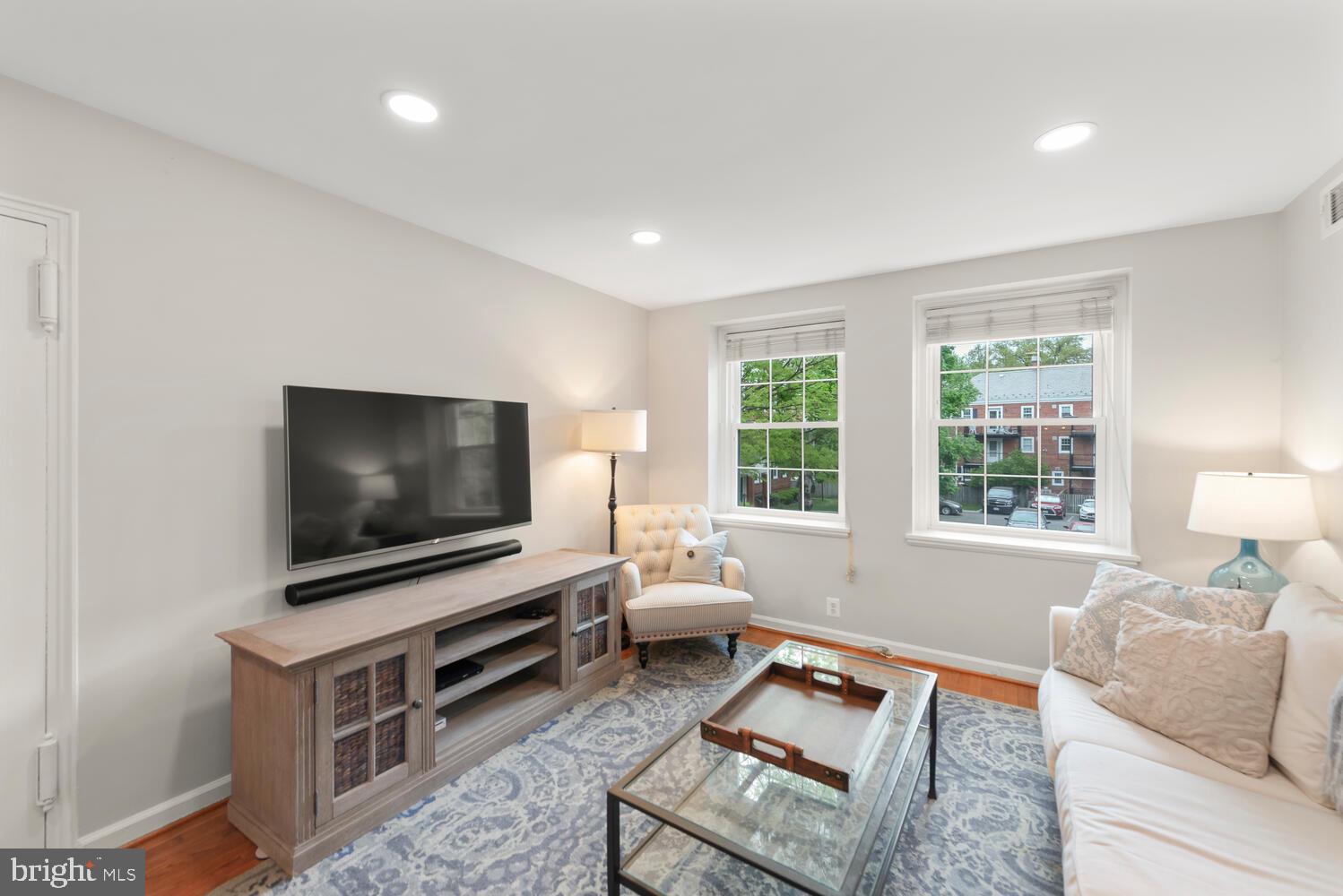 2960 South Columbus Street, Unit B1 Arlington, VA 22206 - Photo 4 of 46
