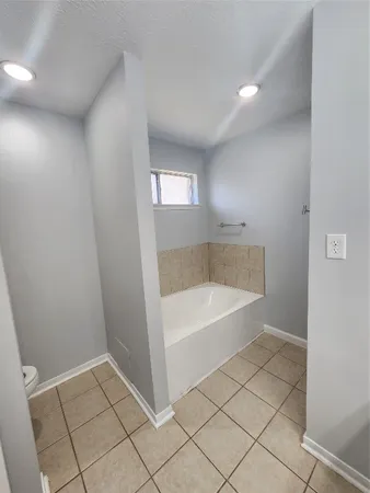 $2,350 | 5507 Clarkston Lane, Spring, TX 77379