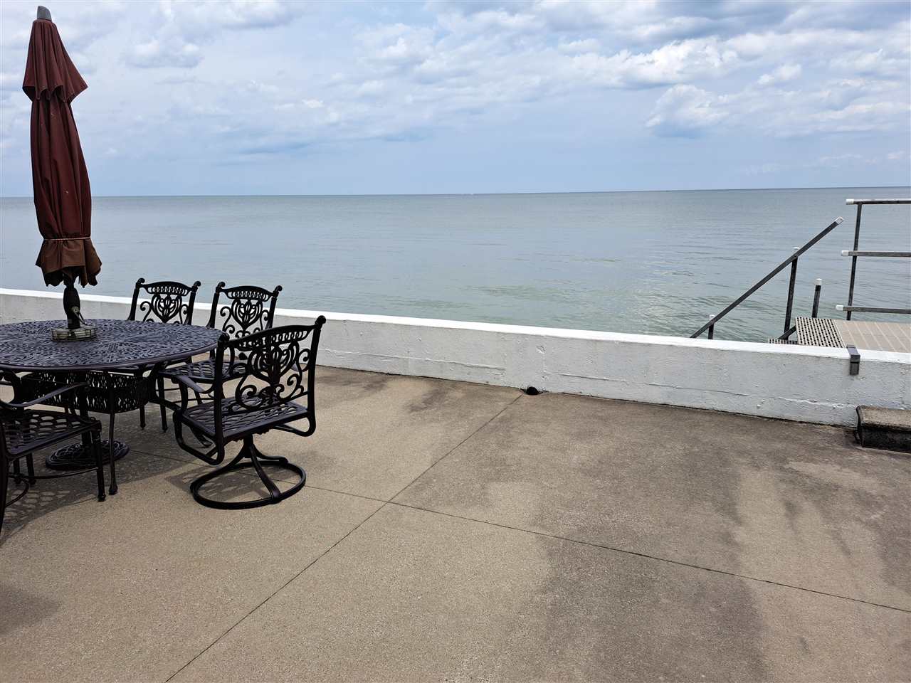 304 Killarney Beach Road Bay City, MI 48706 - Photo 6 of 38 Gallery Image 6