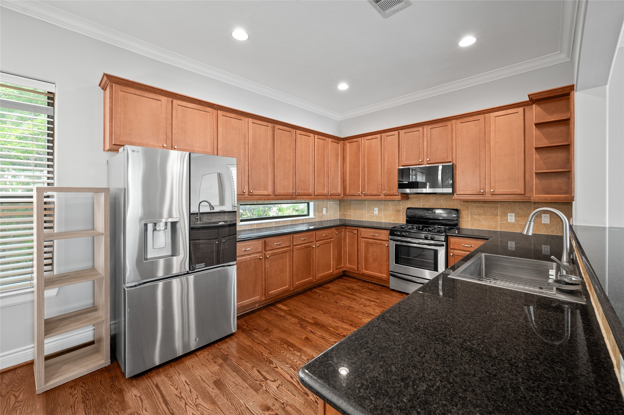 1409 Rosedale Street Houston, TX 77004 - Photo 18 of 35