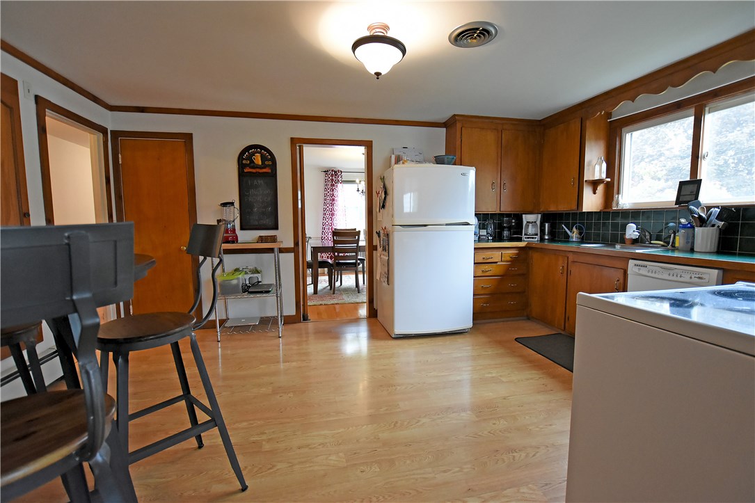45 Bent Road East Providence, RI 02916 - Photo 15 of 30 Gallery Image 15