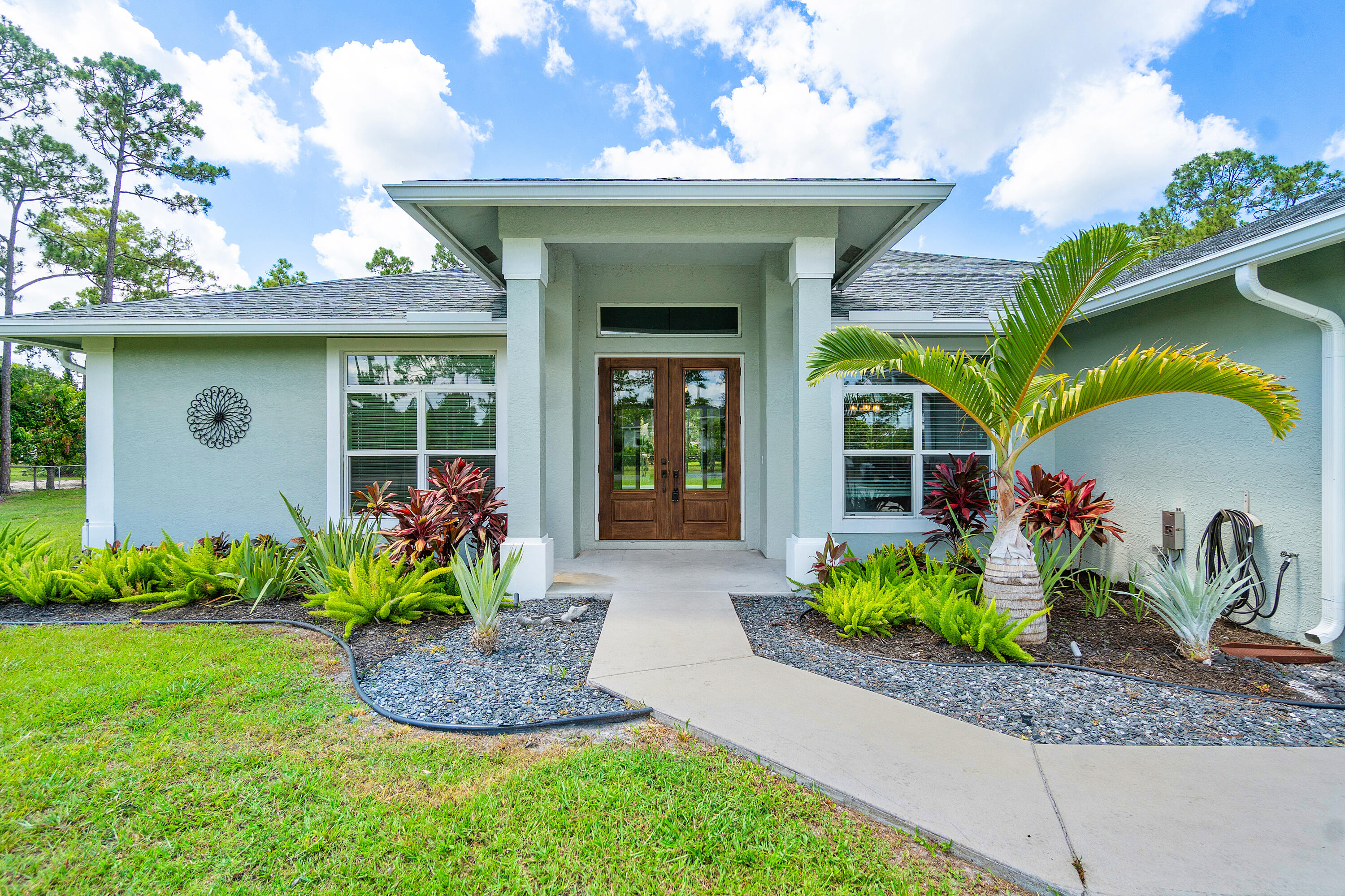 17106 88th Road North Loxahatchee, FL 33470 - Photo 3 of 29 Entry way