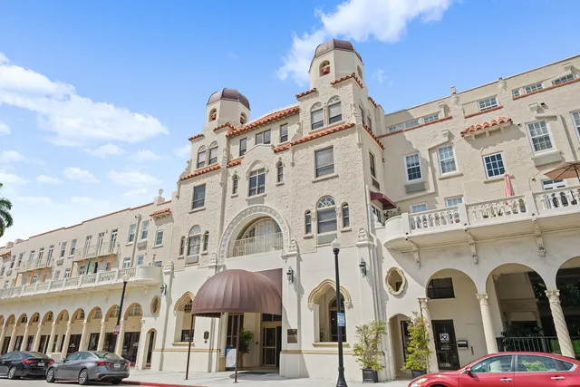 $3,100 | 235 Sunrise Avenue, Unit 3103, Palm Beach, FL 33480