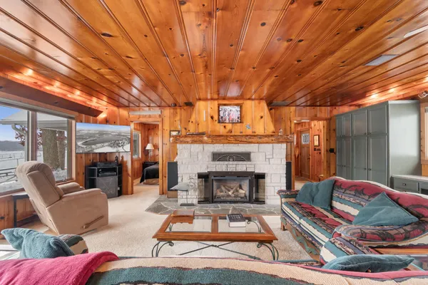 $949,900 | 244 Custer Drive, Coldwater, MI 49036