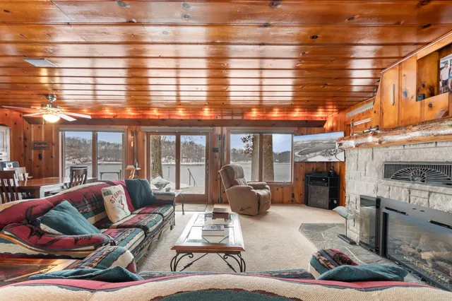 $949,900 | 244 Custer Drive, Coldwater, MI 49036