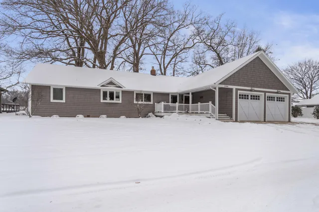 $949,900 | 244 Custer Drive, Coldwater, MI 49036