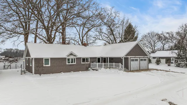 $949,900 | 244 Custer Drive, Coldwater, MI 49036