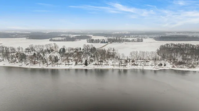 $949,900 | 244 Custer Drive, Coldwater, MI 49036