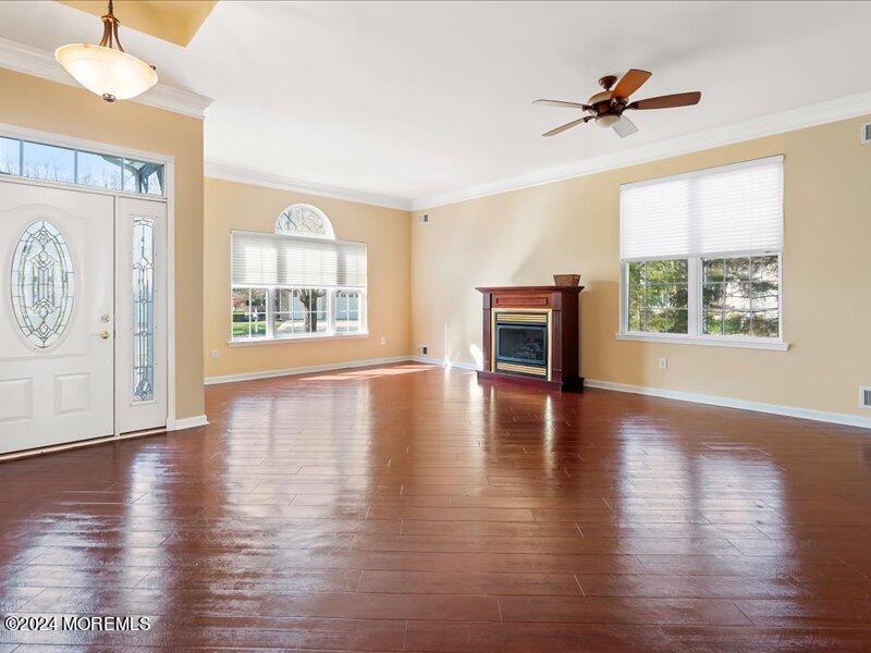 39 Winged Foot Road Jackson, NJ 08527 - Photo 4 of 39 04-Foyer to Family