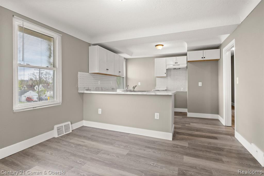 3231 Walnut Street Inkster, MI 48141 - Photo 7 of 46