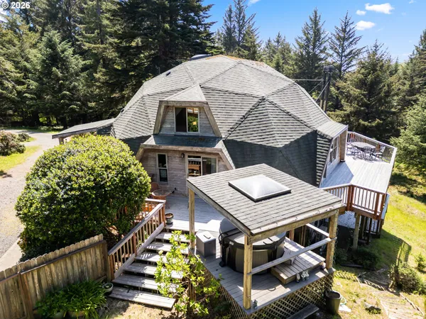 a roof view with a seating space
