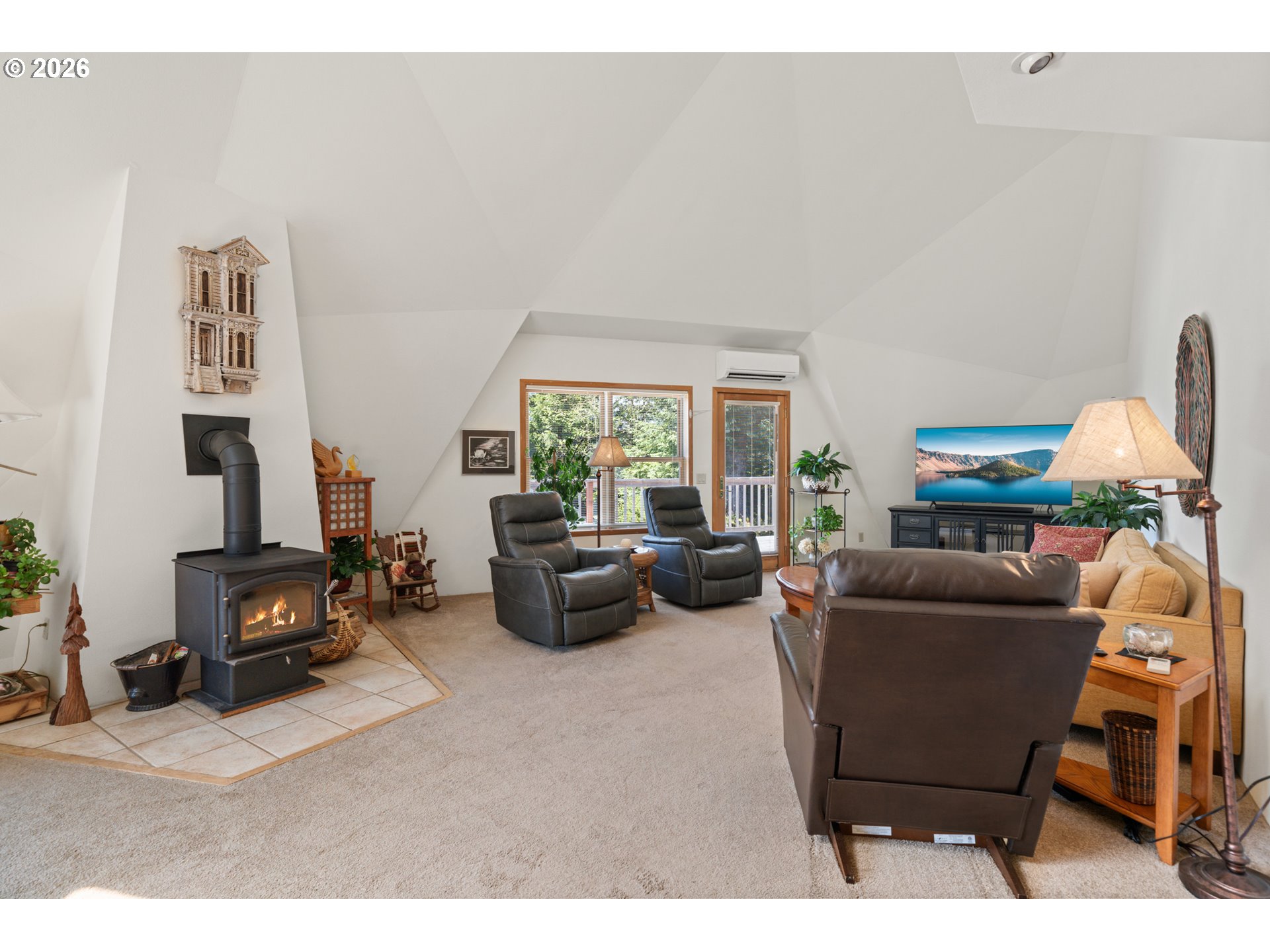 18698 Cornett Road Brookings, OR 97415 - Photo 8 of 48