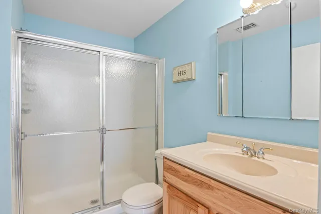 $659,000 | 124 Erin Lane, East Setauket, NY 11733