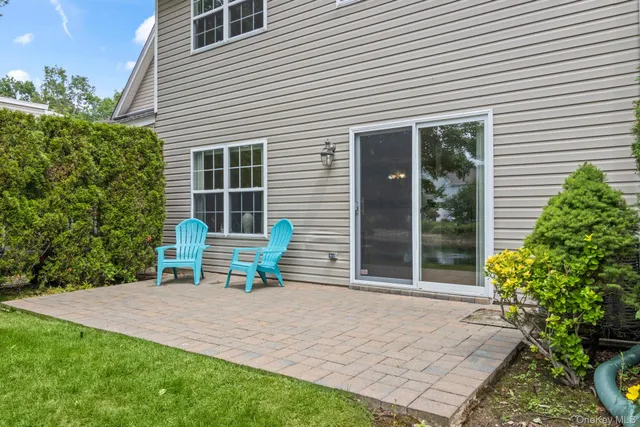 $659,000 | 124 Erin Lane, East Setauket, NY 11733