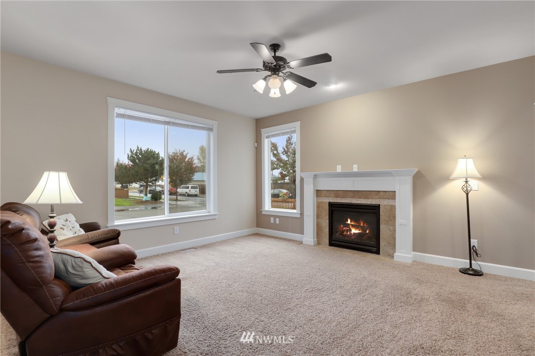 5827 Parker Road East Sumner, WA 98390 - Photo 23 of 40