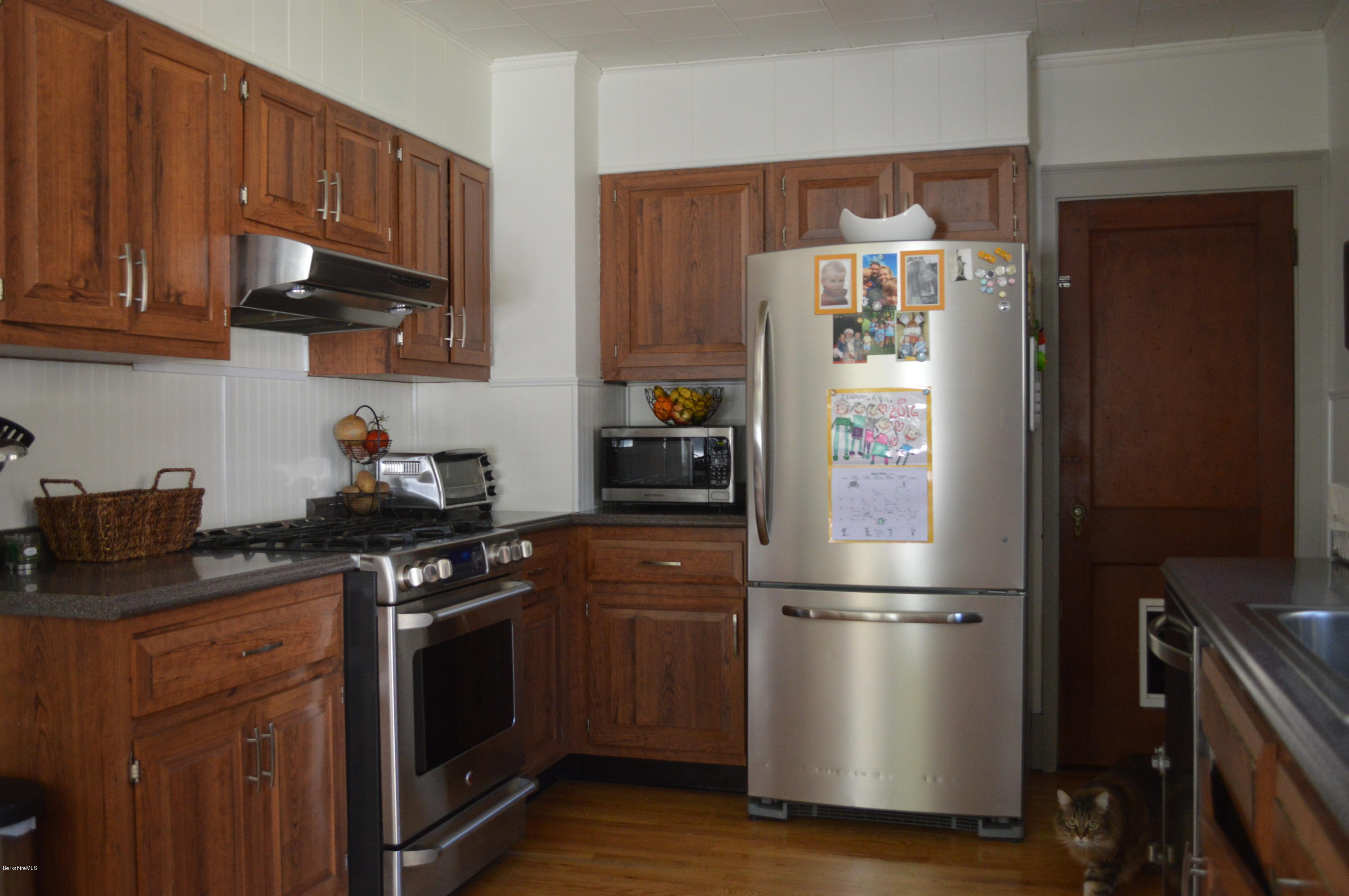 145 New Lenox Road Lenox, MA 01240 - Photo 14 of 29 kitchen